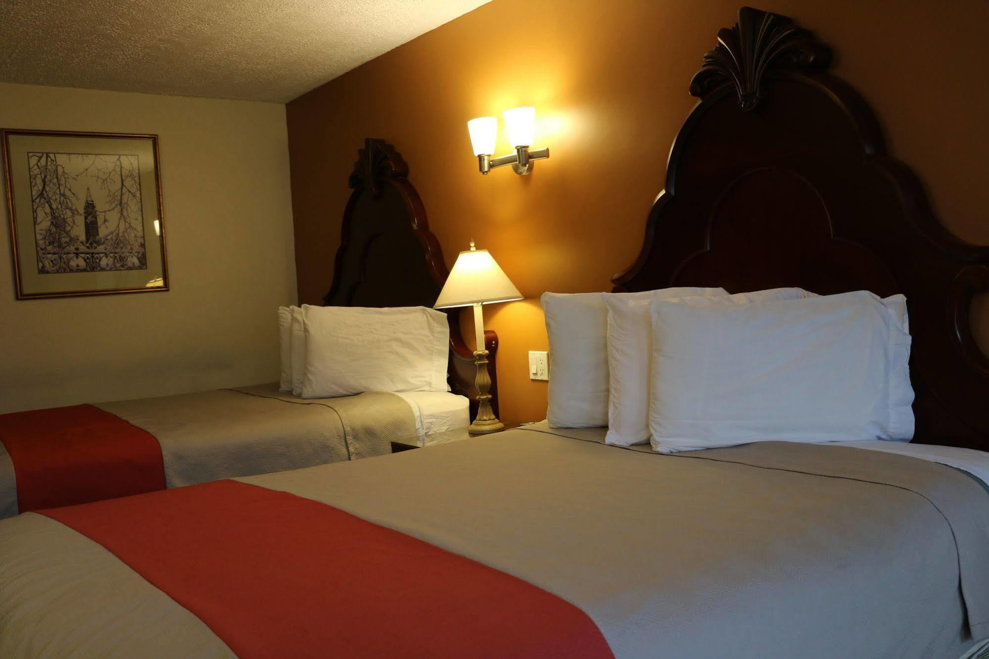Midtown Motel & Suites Moncton Exteriör bild