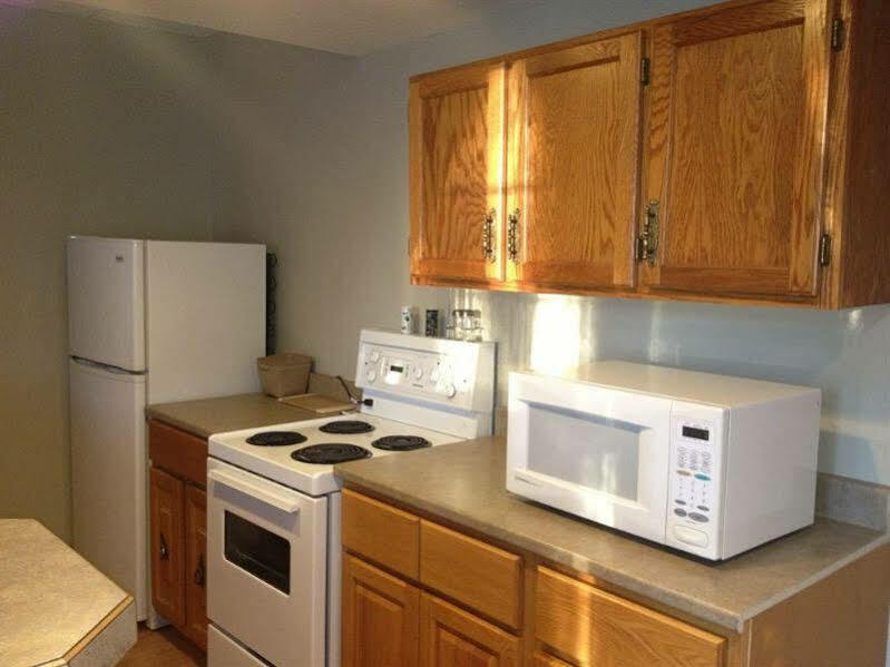 Midtown Motel & Suites Moncton Exteriör bild