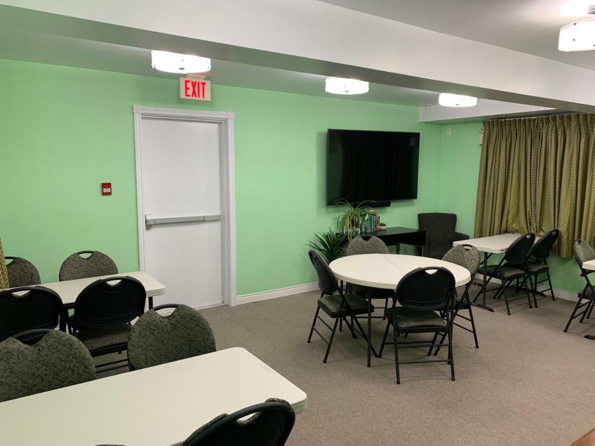 Midtown Motel & Suites Moncton Exteriör bild